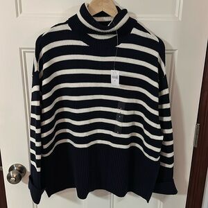 GAP Split-Hem Turtleneck Sweater